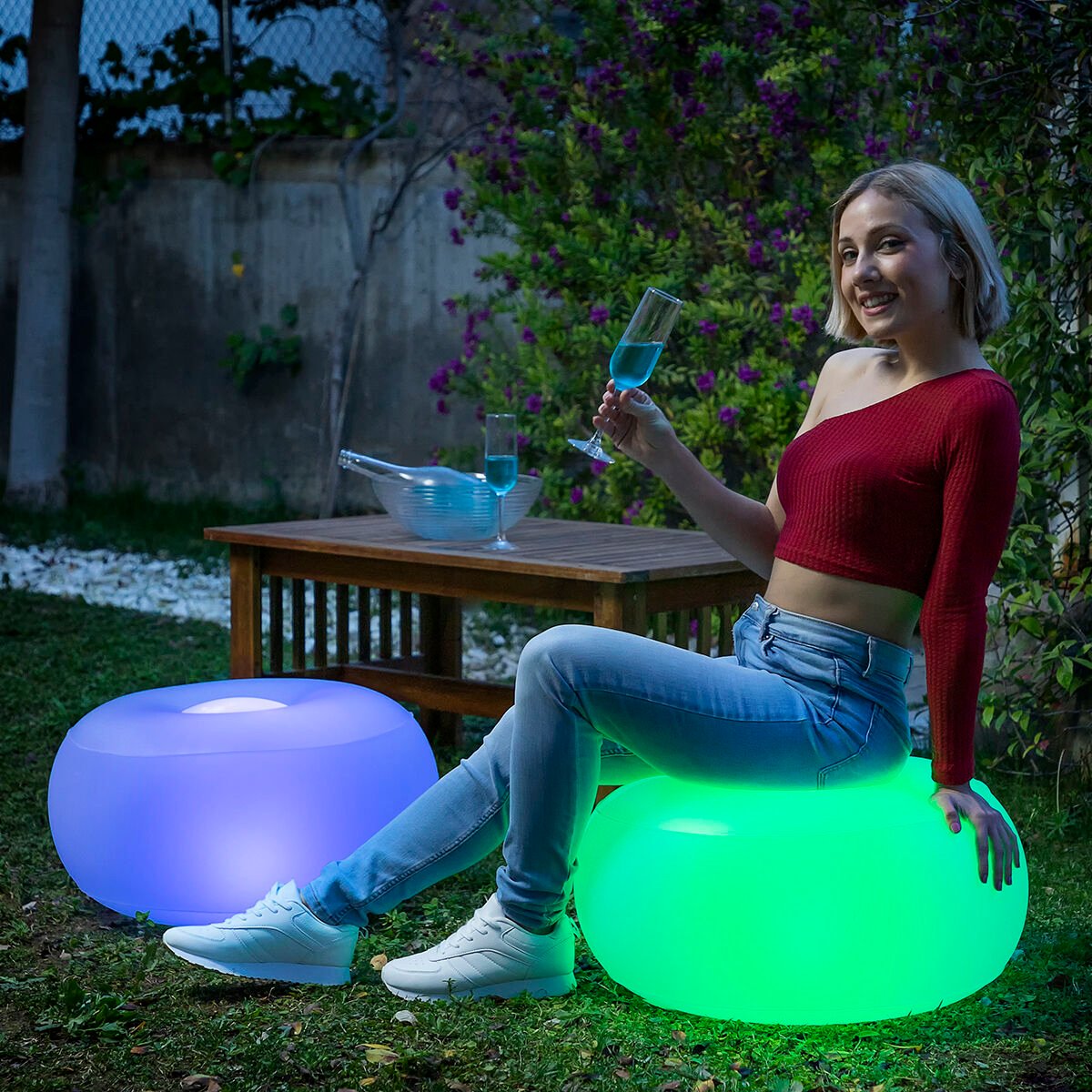 Opblaasbare stoel met veelkleurige LED en afstandsbediening Pulight InnovaGoods – afbeelding 2