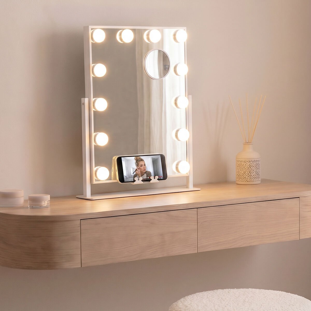 Kantelbare LED-kaptafelspiegel Hollywood Glarisse InnovaGoods 12 Gloeilampen